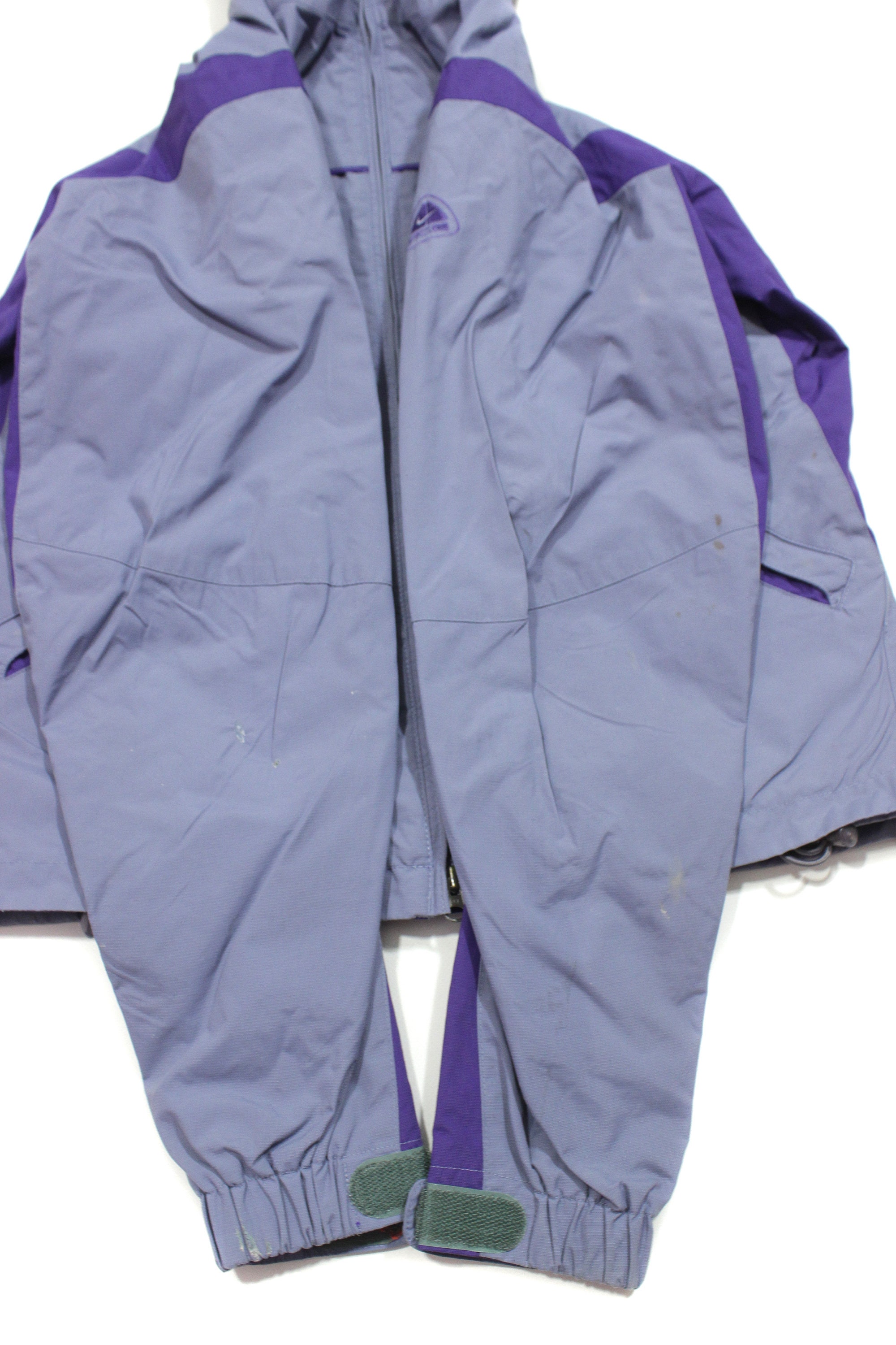 Nike ACG Vintage 90S Logo Storm-clad Jacket - Etsy Hong Kong Nike ACG Vintage 90S Logo Storm-clad Jacket - Etsy Hong Kong
