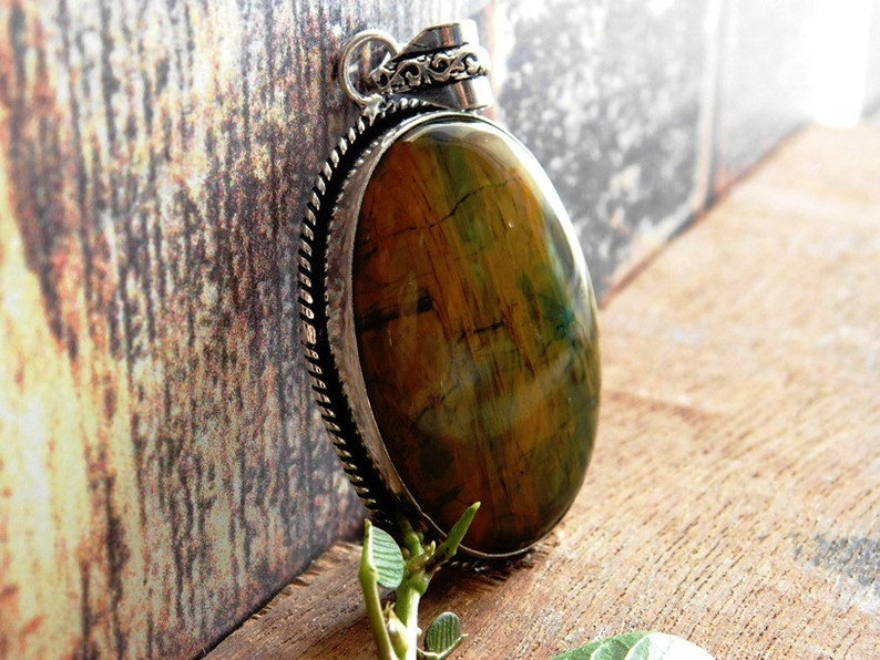 tiger eye Stone pendant Tiger Eye cabochon pendant, Tiger Eye gemstone Pendant P-127 solid sterling silver pendant Tiger Eye pendant