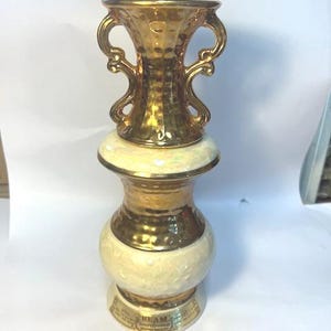 Vintage Jim Beam Kentucky Bourbon Iridescent Cream Gold Gilt Regal Decanter 1979