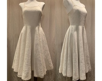 Stunning Vintage 1950s Quilted Cream Cocktail Dress - Fitted Bodice with Circle Skirt, size Small/ UK 8-10