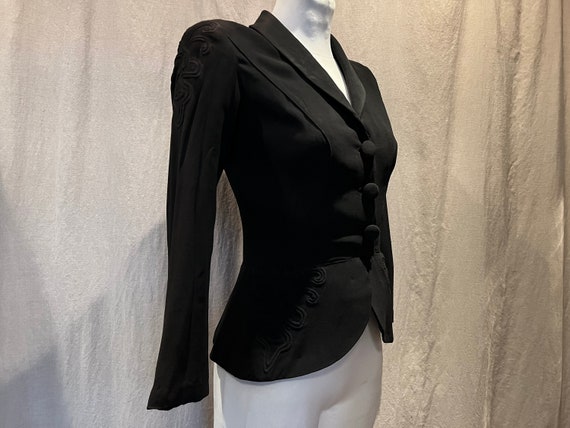 1940s Vintage Black Silk Crepe Fitted Blazer / Ja… - image 2