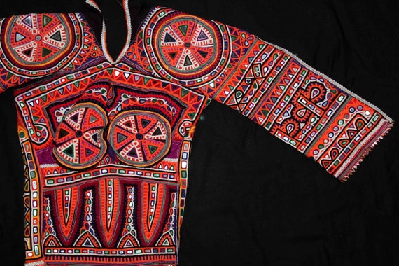 Vintage Old BANJARA Rare Gujarati Rabari Kuchi Gypsy Hippie Tribal Rajasthan Bohemian Hand Embroiderd Belly Dancing 1960/'s Skirt And Choli