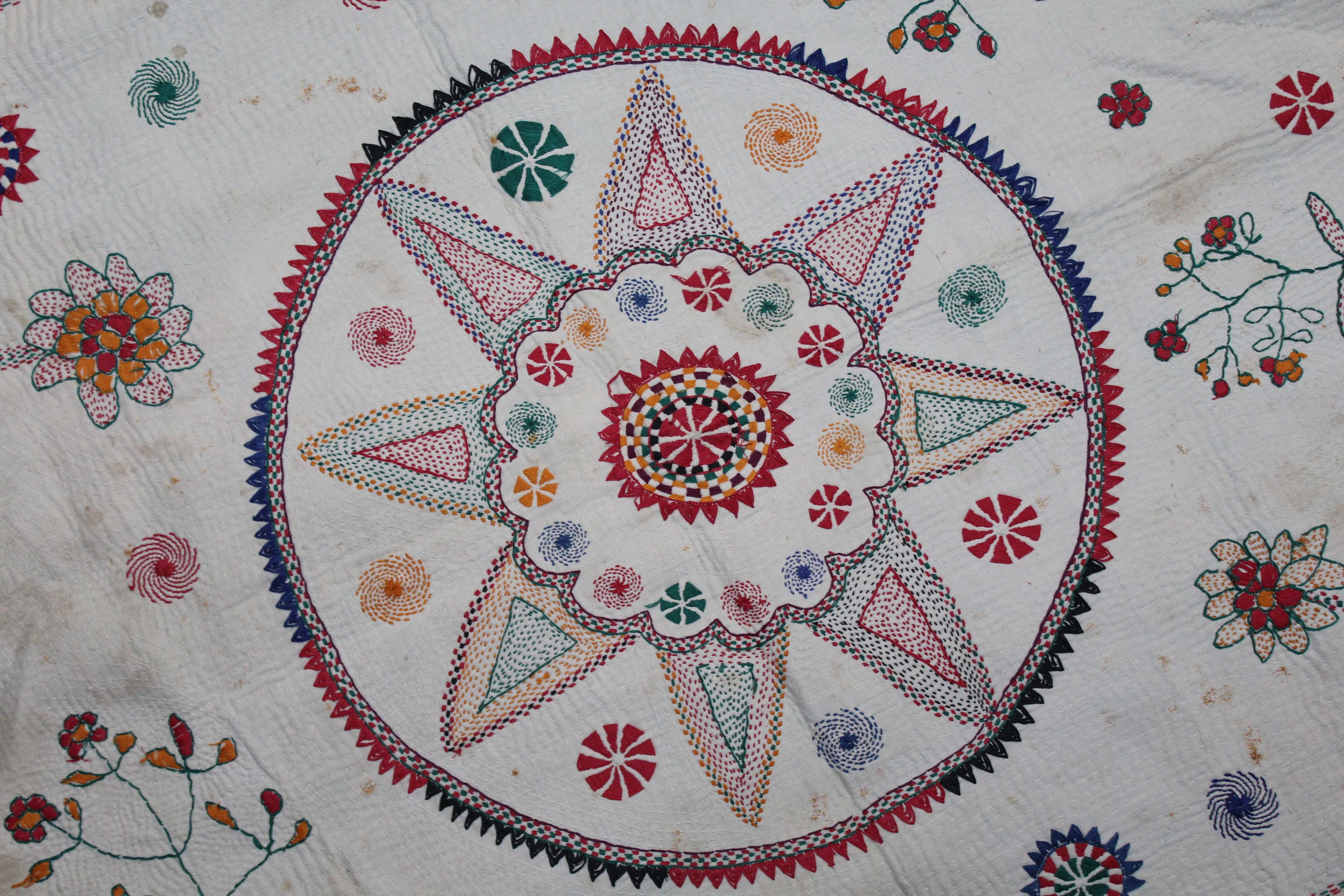 Kantha Quilt Embroidery With Cotton Thread From East Bengal(bangladesh ...