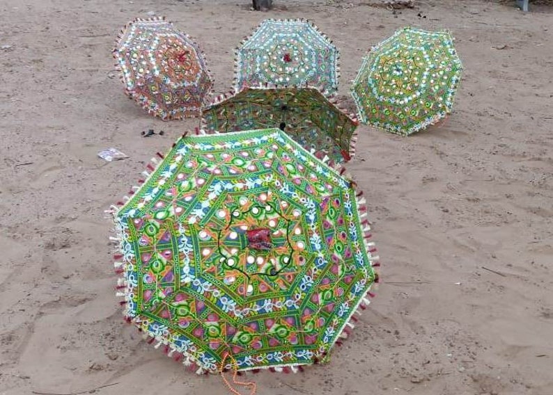 5 Pcs Lot Indian Umbrella Wedding Decoration Vintage Mirrorwork Parsols Handmade Cotton Fabric Rajasthani Ethnic Umbrella Outdoor Decoration