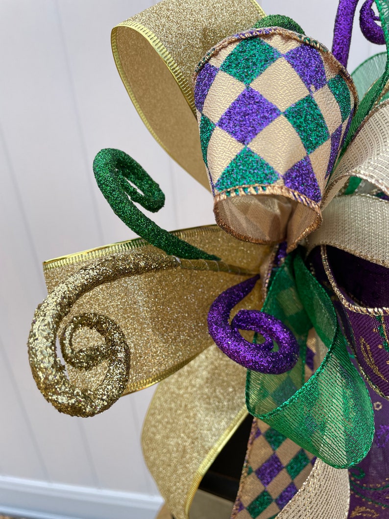 mardi gras ribbon bow