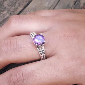 Valentijnsdag geschenken, Amethist Ring, 92,5% zilveren ring, Love Month Ring, Violet Color Stone ring, Prong Setting Stone Ring
