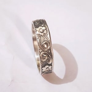 Solid Silver Band ring, 92.5% Silver ring, Wide Band ring, Silver jewelry, Flower Band ring, Handcrafted ring, Artisan ring, Designer ring