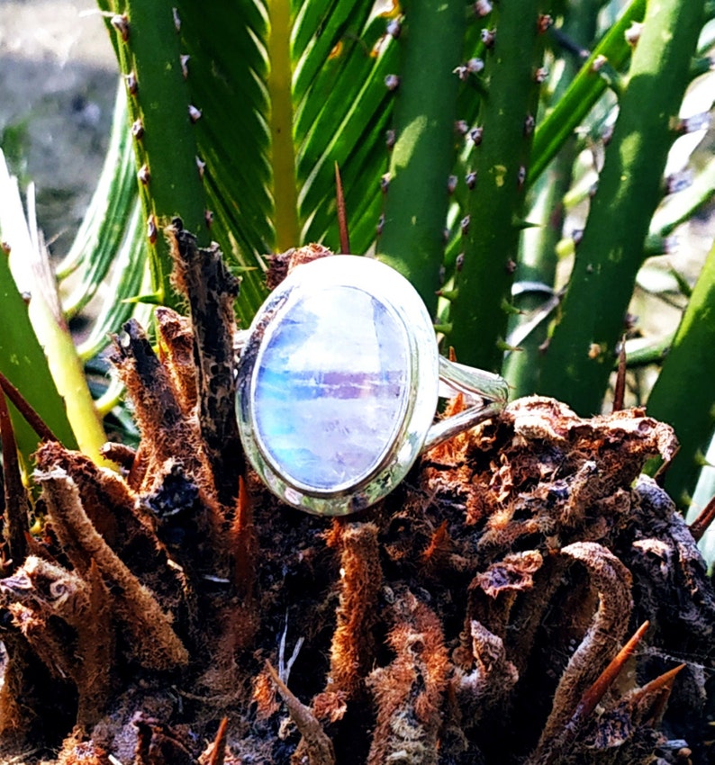 Moonstone ring, 925 silver ring, Promise ring, healing crystal ring, Boho Statement Ring, Oval stone ring, Rainbow Moonstone Jewelry, Hippie image 3