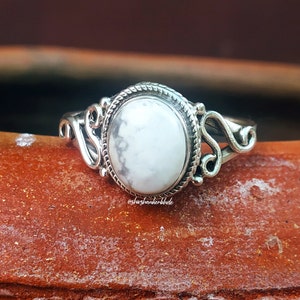 Howlite Ring, 92.5% Silver Ring, White Turquoise Ring, White Buffalo Ring, Handmade Ring,Statement Ring,Oval Stone Ring,Christmas Gifts Ring