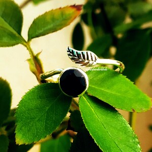 Black Onyx Ring, 92.5% Silver Ring, 6mm Black Stone Ring, Adjustable Leafs Design Ring, Designer Ring,Tiny Ring,Statement Ring,Designer Ring