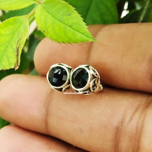Black Onyx Studs, 925 Silver Earrings, Push Back Studs, 6mm Stone studs, Faceted stone studs,Circle stone earrings,Tiny Earrings,Boho Studs,