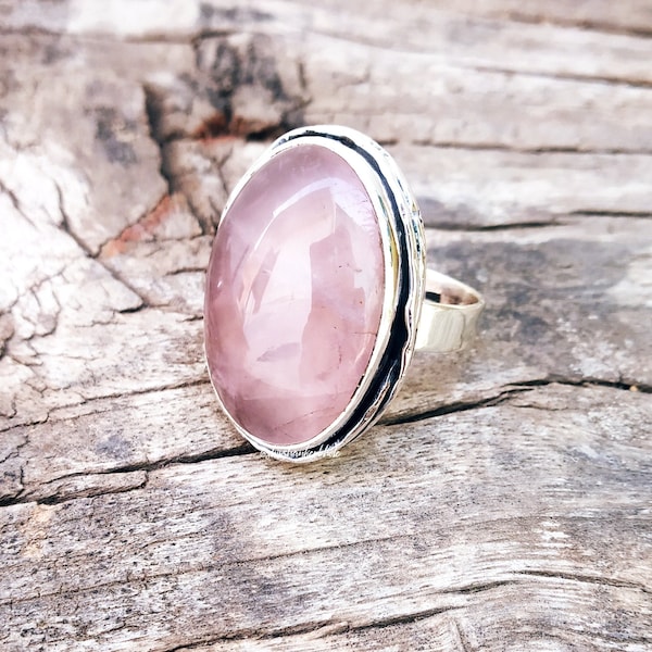 Rose Quartz Ring, 9.25% Silver Ring,Big Stone Ring, Hammered Ring, Wire Rape Ring, Pale Pink Color Stone ring,Wide Band Ring,Boho Style Ring