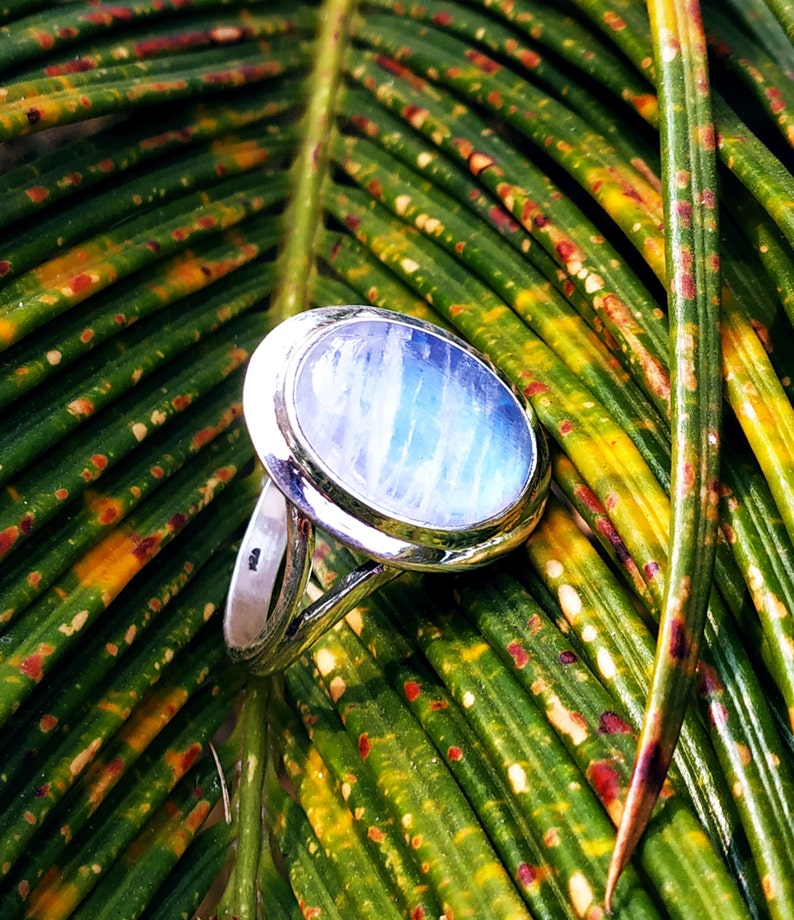 Moonstone ring, 925 silver ring, Promise ring, healing crystal ring, Boho Statement Ring, Oval stone ring, Rainbow Moonstone Jewelry, Hippie image 5