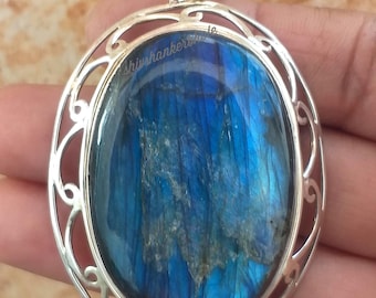 Labradoriethanger: 40 x 30 mm ovale natuursteen, 925 sterlingzilver, blauwe flits