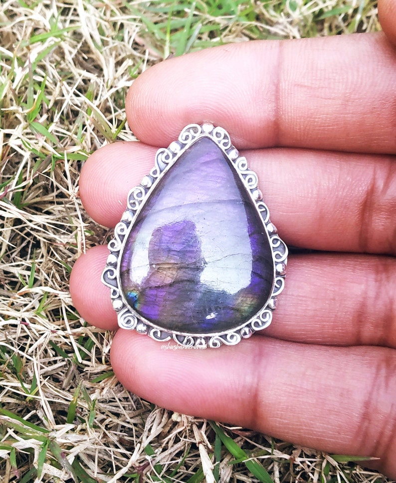 Purple Labradorite Ring 92.5% silver ring Big stone ring image 0