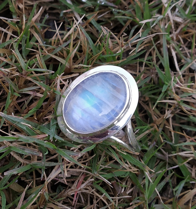Moonstone ring, 925 silver ring, Promise ring, healing crystal ring, Boho Statement Ring, Oval stone ring, Rainbow Moonstone Jewelry, Hippie image 7