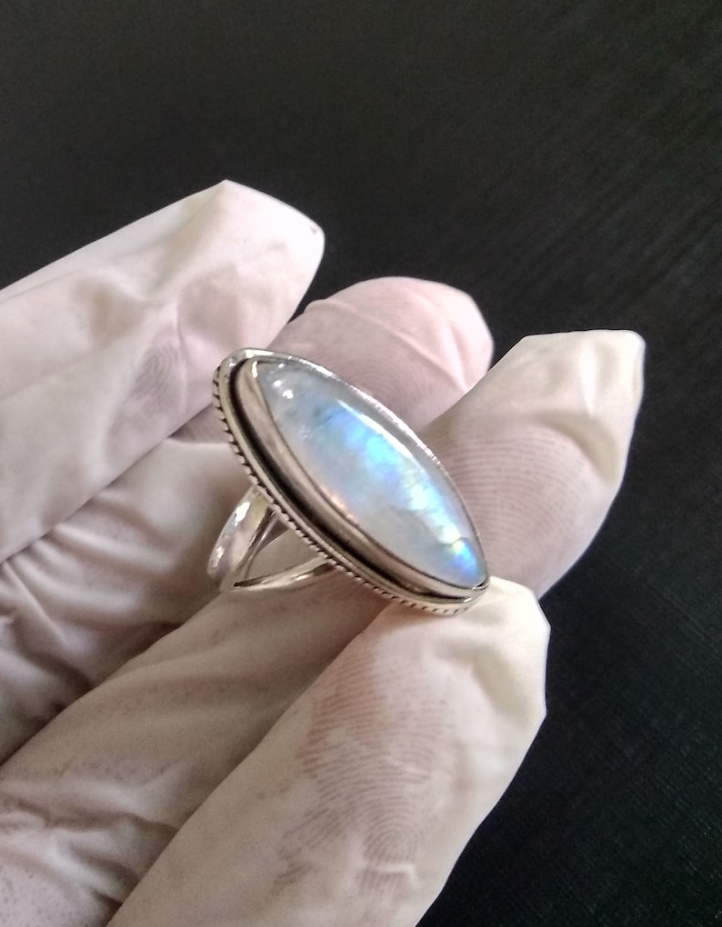 Rainbow Moonstone ring 925 silver ring Blue flash Cocktail image 0