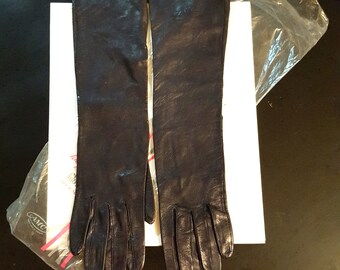 Exquisite fine Italian black pebbled leather long mid forearm length gloves Wear Right brand sz. 6 small/x-small Italy