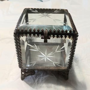 Rare antique French square thick  beveled, flower etched glass ormolu vanity jewelry casket trinket presentation box on legs beveled lid