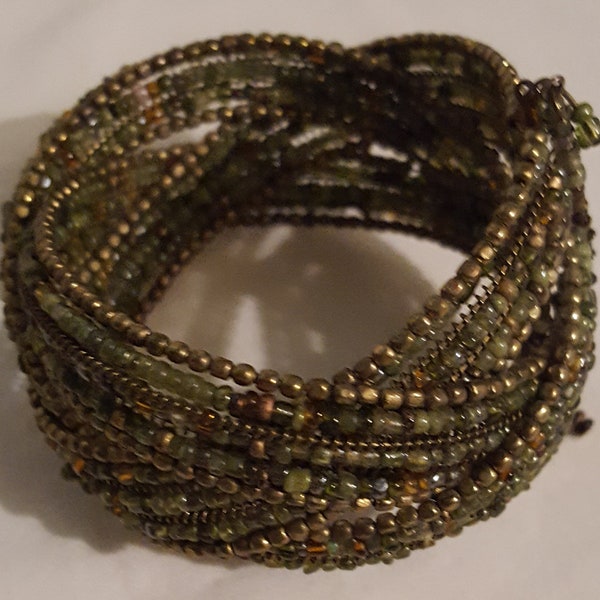 Vintage 2" wide glass metal and bead wrap cuff bracelet 20 strand criss cross pattern boho dangling end beads brown gold green black brass