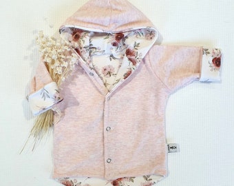 Rosa kleines Lochmuster - Roses Weiss - von Sharlene Babymode Handmade Jacke Wendejacke Babymantel Sommerjacke Mantel