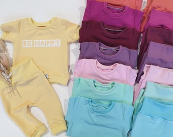 SET - Shirt & Jogging Pants - Be Happy (w) - in 8 Farben wählbar - 3D Plott o. normaler Plott - Handmade, bedruckt, Pullover, Sweatshirt