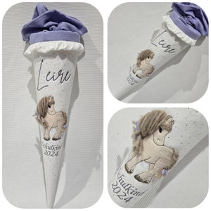 Cône d'école cheval aux cheveux 3D / lilas - ourlet volanté pois or blanc / pois or blanc par Sharlene Babymode - fait main