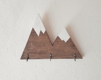 Handcrafted Mountain Wall Hook: Pine Wood Key Holder