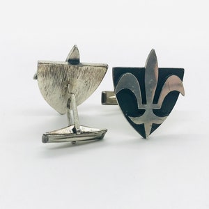 Tolles Paar Vintage Fleur De Lis Manschettenknöpfe, Sterling überzogen, Vintage Manschettenknöpfe, Zubehör der 1980er Jahre, Vatertagsgeschenke, Hochzeitszubehör
