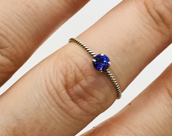 Cute Amethyst Sterling Silver Twist Ring, Size 7 Rings, Sterling Silver Rings, Summer Jewelry, Gemstone Jewelry, Amethyst Jewelry, Free ship