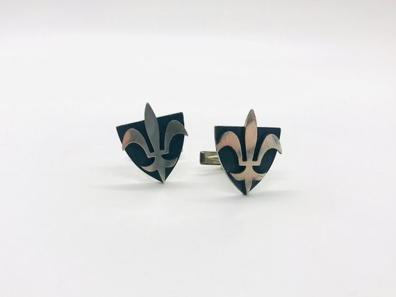 Great Pair of Vintage Fleur De Lis Cufflinks, Ste… - image 2