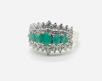 Stunning Genuine Emerald Estate Ring, Sterling Silver, Size 7 Rings, Estate Jewelry, Gifts for Her, Vintage/Estate Jewelry, Rings, Emeralds