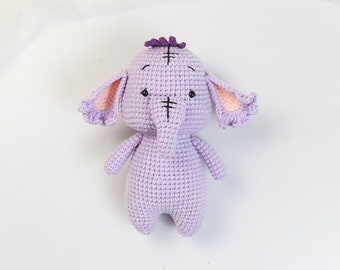 Lumpy Elephant crochet pattern by Bumcraft