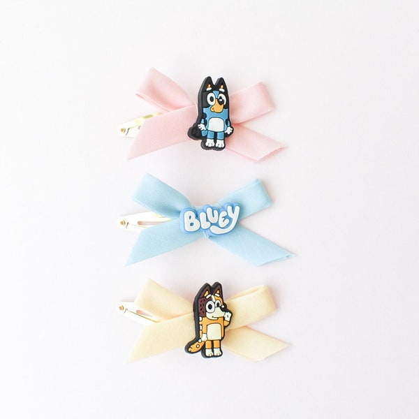 Bluey and Bingo fabric hair clip, Bluey bow, Bluey bow for girls, Bluey hair accessories, Bluey birthday, Bluey party, Bluey hair bow