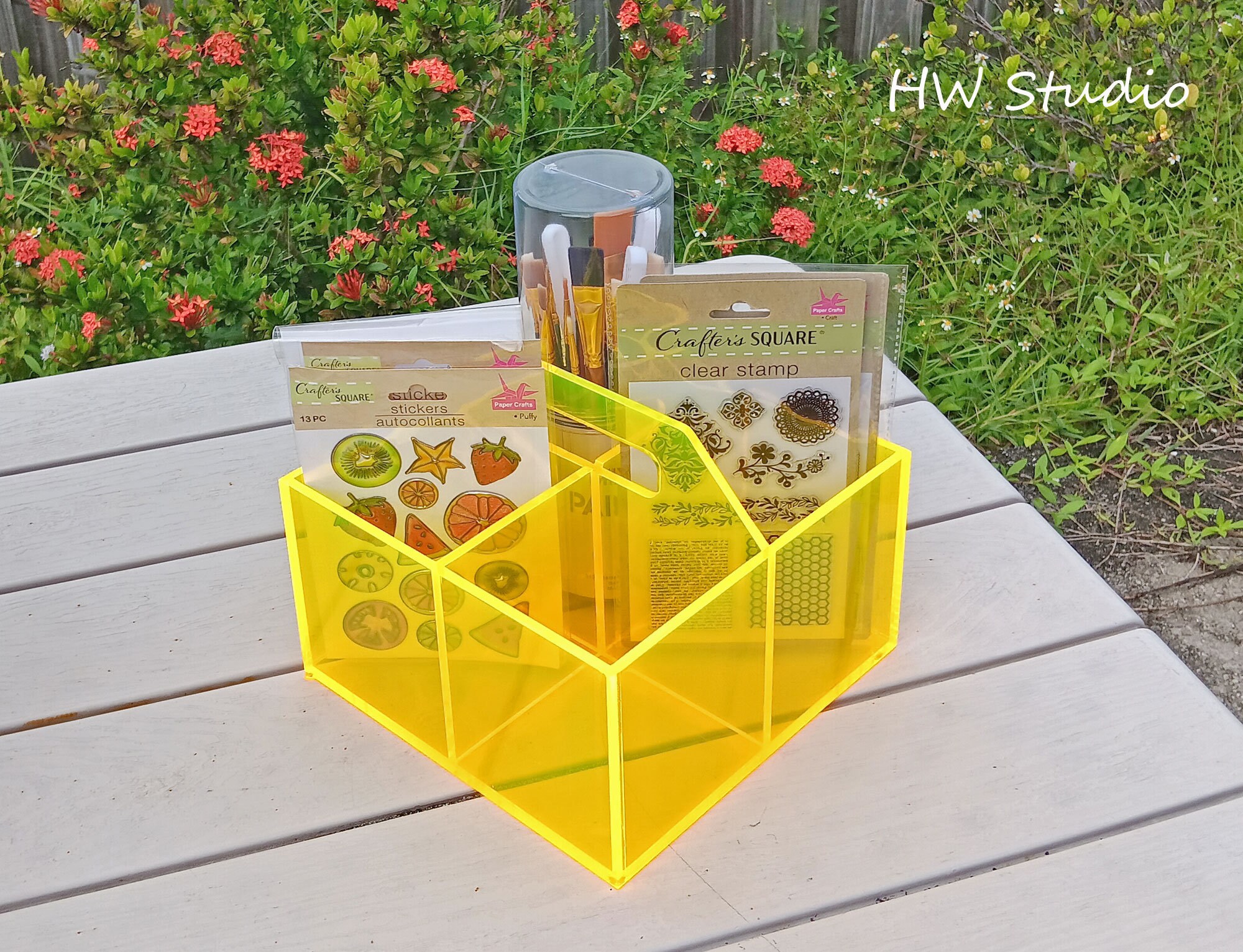 本棚・本収納 HUMAN MADE ACRYLIC FILE BOX SMALL Yellow Amazon.com