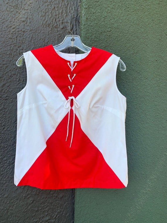 Vintage 60s Mode O’ Day Mod color-block lace-up to