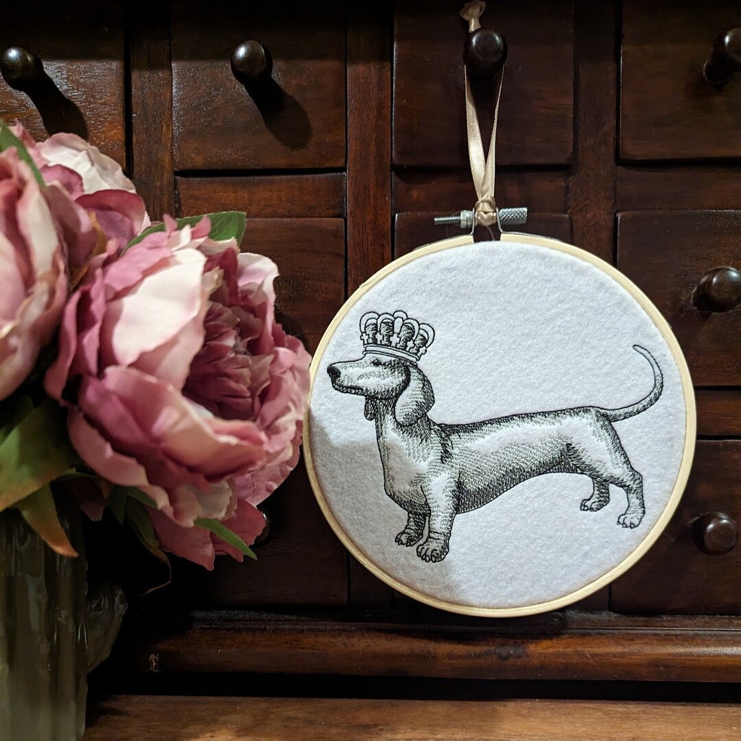 Royal Dachshund Embroidered Wall Decor, Dachshund Wall Hanging, Gift ...