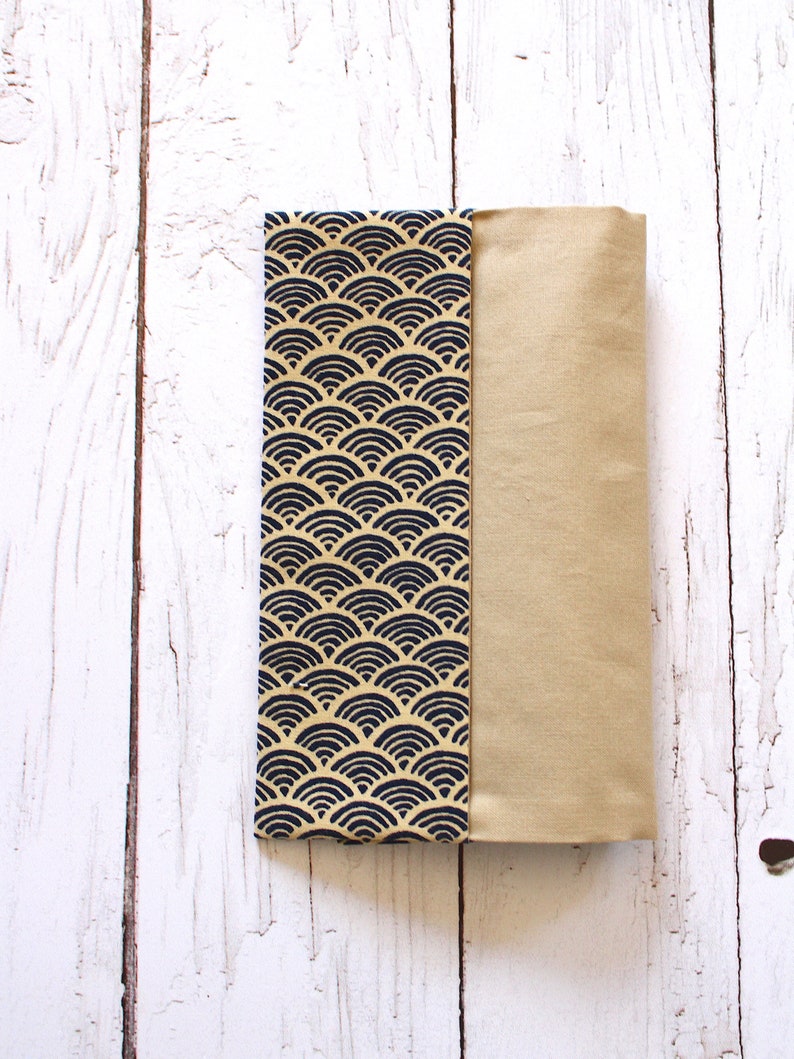 Door checkbooks in Japanese cotton seigaiha