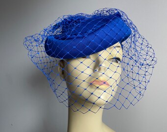 Blue vintage ladies pillbox Hat veil cocktail races hat