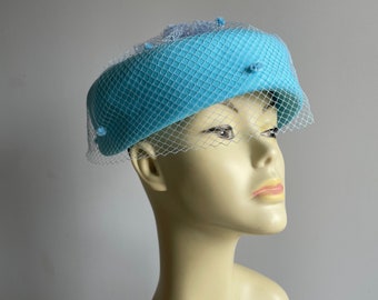 Cappello portapillole da donna vintage blu Cappello da gara in velo da cocktail blu acqua