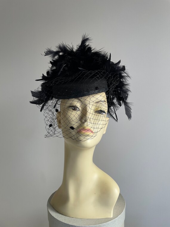 Black felt pillbox Hat cocktail hat with feather … - image 1