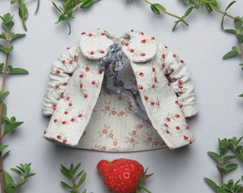 Blythe “Blaue Erdbeere” Baumwoll Jacke - Handgemachte Puppenkleidung für Blythe/Pullip/Pure Neemo S/Takara/Azone XS/Neo/Licca/Obitsu 24/Imda