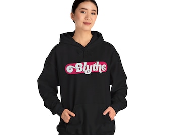 Blythe Dolls Vintage Style Logo on Hoodie Shirt Unisex Heavy Blend Hooded Sweatshirt Women Men Fashion