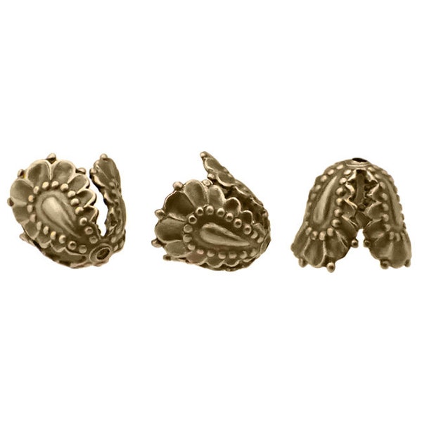 Capuchons de perles en laiton antiques avec trois pétales - 4 pièces - Estampages de cônes de capuchon d'extrémité florale - fournitures de fabrication de bijoux de style vintage