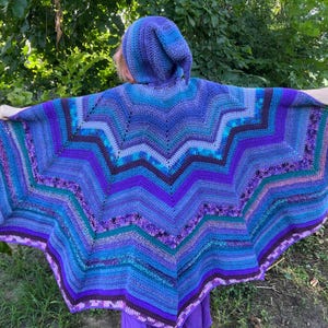 Tattered Cloak Crochet Pattern (US terms) image 5