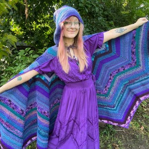 Tattered Cloak Crochet Pattern (US terms) image 3