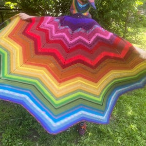 Tattered Cloak Crochet Pattern (US terms) image 10