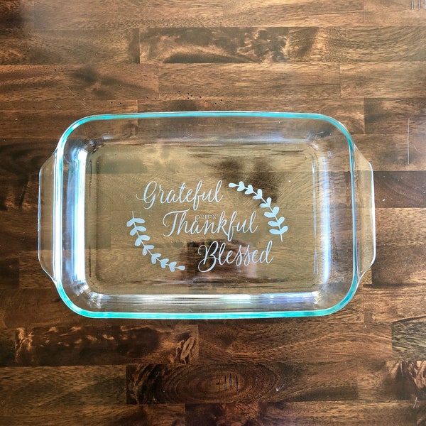 Custom Engraved Etched Pyrex Bakeware with Handles & Lid  - Birthday Mothers Day Housewarming Bridal Shower Wedding Gift for Her