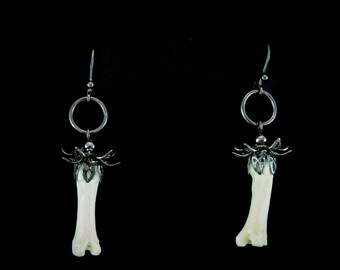 wolf toe bone necklace