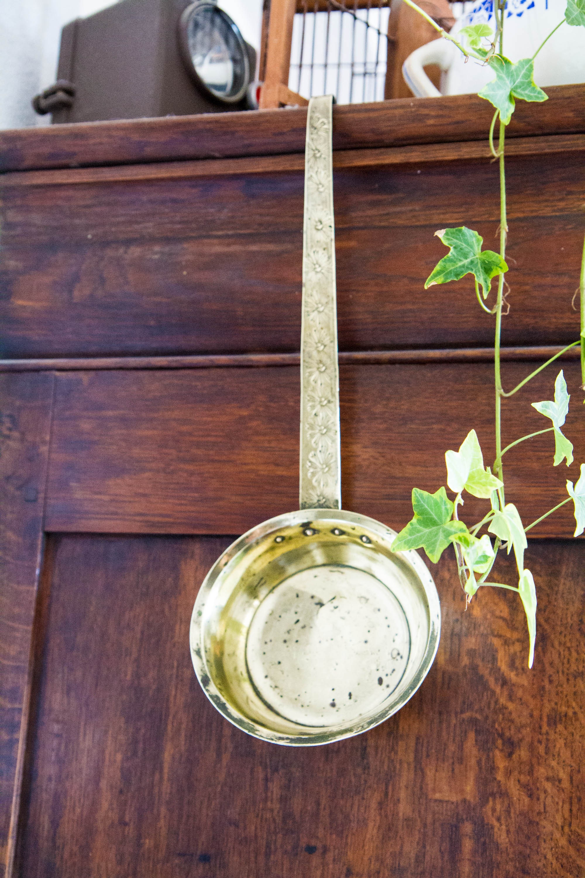 Grande Louche en Laiton Massif Ancienne France